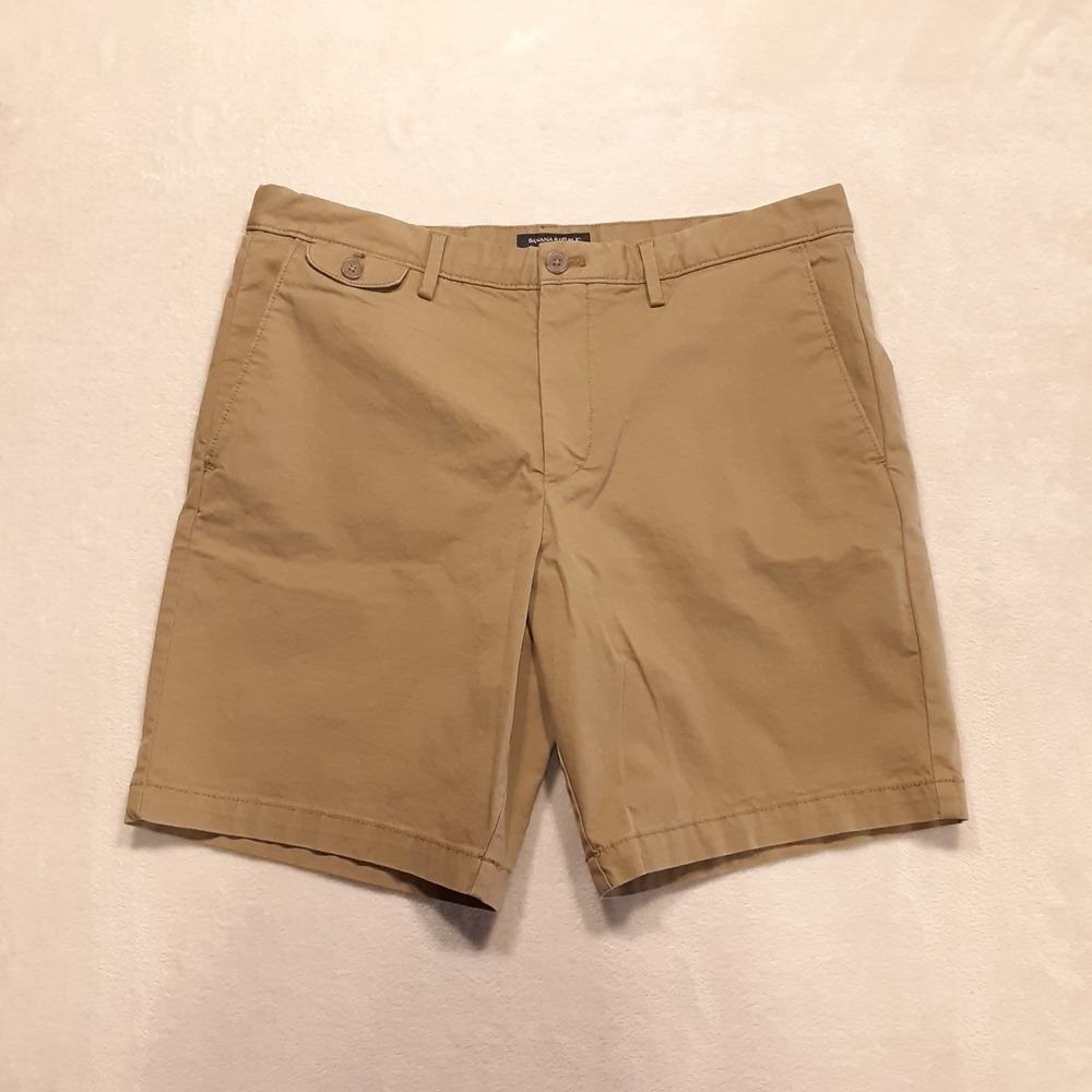 Banana Republic Mens Lived In Chino Shorts 34 Khaki 9" Inseam Coin Pocket